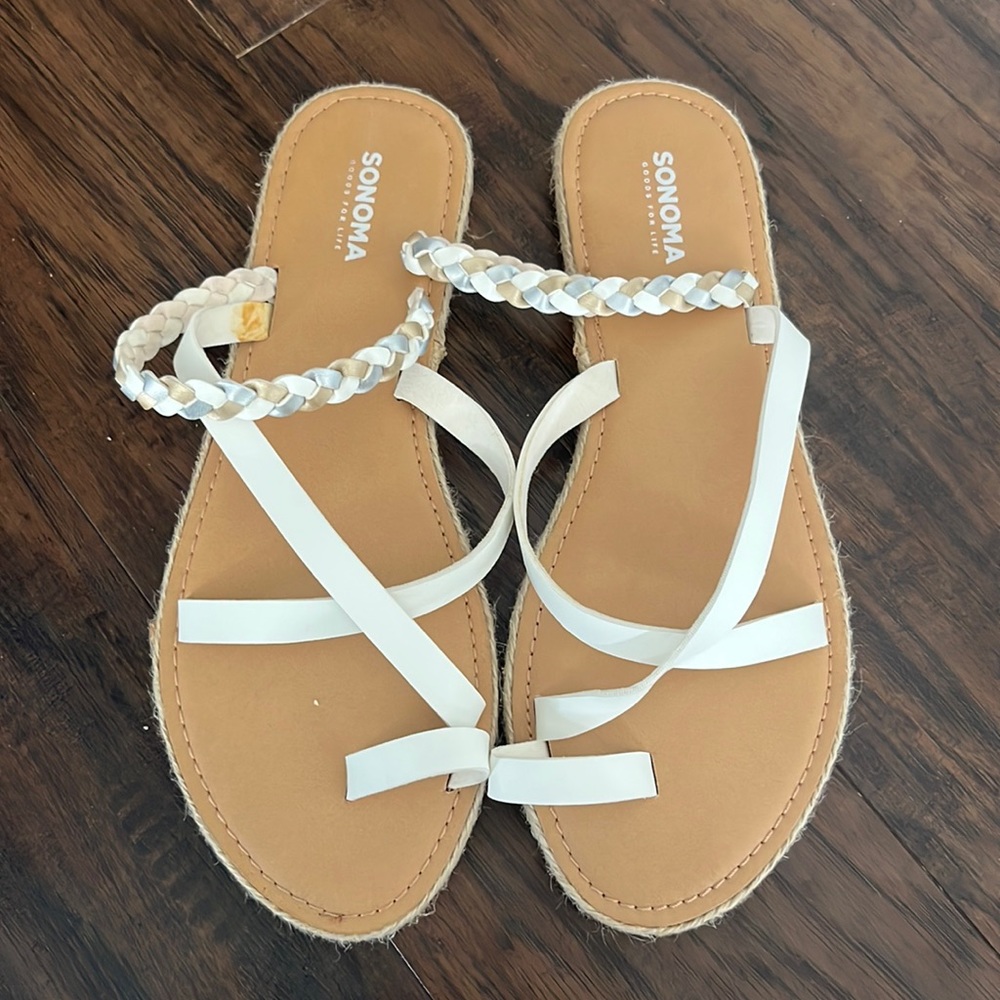 Sonoma white strappy sandals size L(9-10)